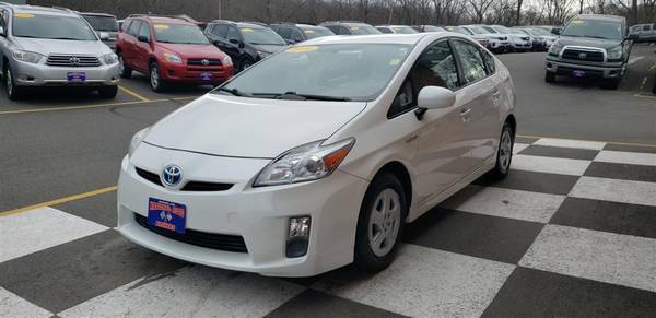 2010 Toyota Prius 5dr HB III (TOP RATED DEALER AWARD 2018 !!!) -... for sale in Waterbury, CT – photo 4