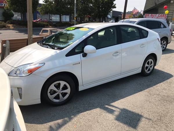 2013 Toyota Prius Four - cars & trucks - by dealer - vehicle... for sale in San Carlos, CA – photo 2