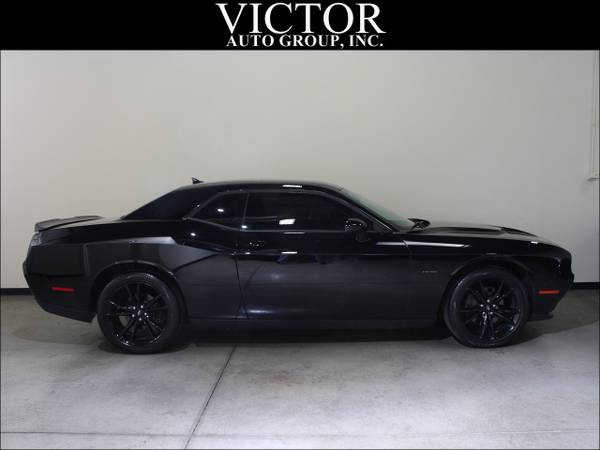 2018 Dodge Challenger R/T RWD - - by dealer - vehicle for sale in West Chicago, IL – photo 9