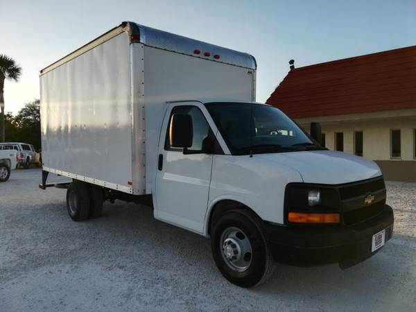 2009 Chevrolet Express Commercial Cutaway Cab-Chassis Van 2D for sale in Deland, FL – photo 5
