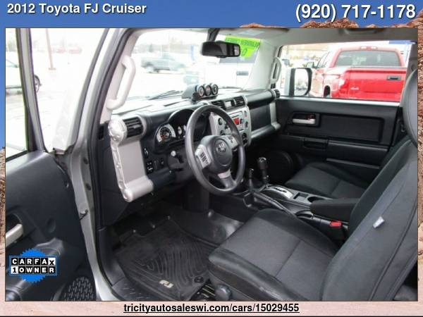 2012 TOYOTA FJ CRUISER BASE 4X4 4DR SUV 5A Family owned since 1971 for sale in MENASHA, WI – photo 12