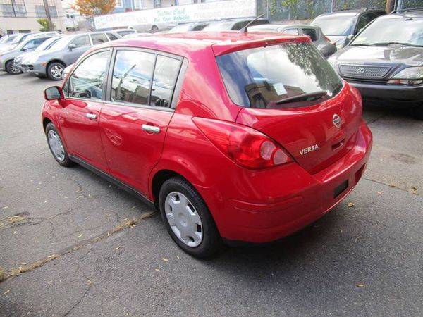 2011 Nissan Versa 1.8 S 4dr Hatchback 4A - EASY FINANCING! for sale in Waltham, MA – photo 6