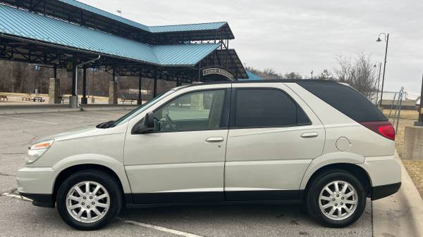2006 Buick Rendezvous ( ALL WHEEL DRIVE ) for sale in Shawnee, MO – photo 2