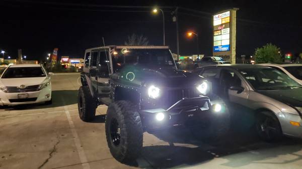 Really nice jeep wrangler sahara unlimited - cars & trucks - by... for sale in Keller, TX – photo 11