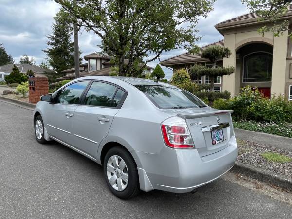 2012 Nissan Sentra 2 0, 52K miles, Clean title, CARFAX, one owner for sale in Portland, OR – photo 5