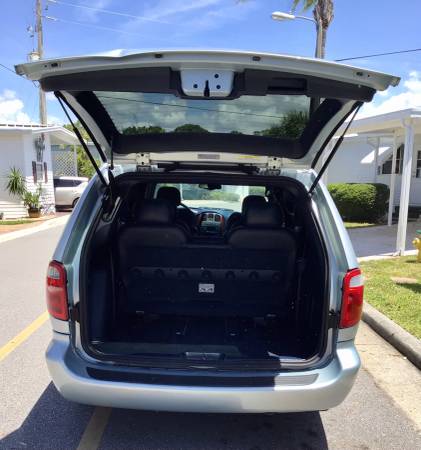 CHRYSLER TOWN AND COUNTRY LIMITED MINIVAN! Don t Miss This One! for sale in Venice, FL – photo 10