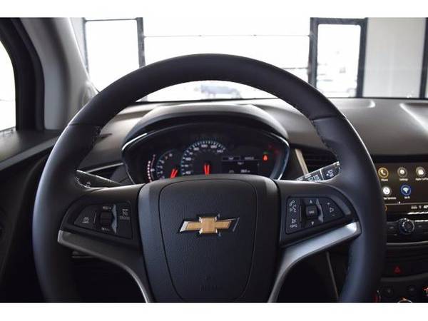 2019 Chevrolet Trax LT - wagon - - by dealer - vehicle for sale in Crystal Lake, IL – photo 18