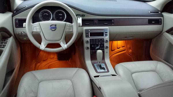2010 Volvo XC70 AWD (FREE CARFAX! RUND AND DRIVES LIKE NEW!!!) -... for sale in Rochester , NY – photo 10
