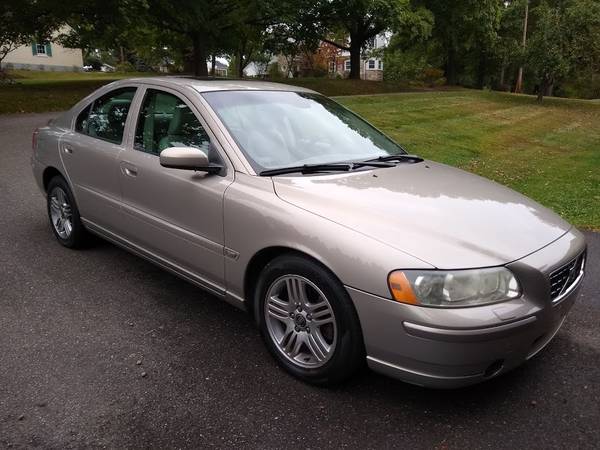 2005 Volvo S60 2.4 only 86000 miles for sale in Bloomsburg, PA – photo 2