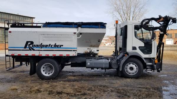 2002 MACK MV322 Cab & Chassis Asphalt Road Patcher LOW MILES for sale in Lebanon, MD – photo 6