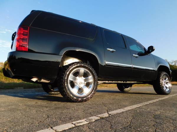 LIFTED 11 CHEVY SUBURBAN 1500 LTZ 4X4 *LEATHER SUNROOF NEW... for sale in KERNERSVILLE, SC – photo 4