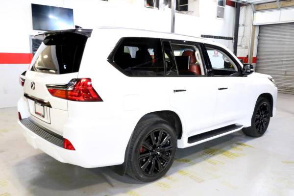 2018 Lexus LX 570 LX 570 White On Red , Third Row Seating , Rear Ent... for sale in STATEN ISLAND, NY – photo 10
