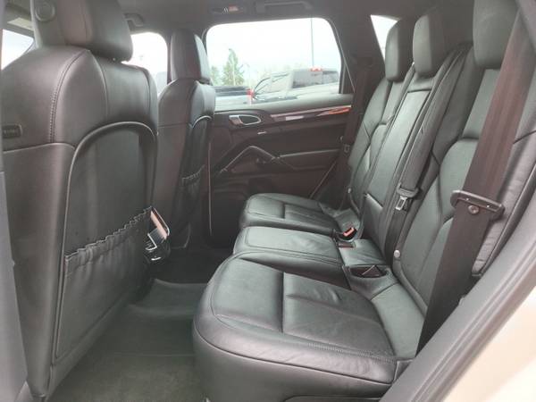 2012 Porsche Cayenne Sport Utility 4D Luxury - - by for sale in PUYALLUP, WA – photo 13