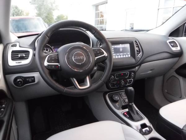 2018 JEEP COMPASS LATITUDE**LIKE NEW**LOW LOW MILES**FINANCING AVAILAB for sale in redford, MI – photo 14