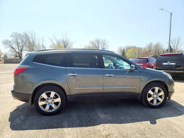 2011 Chevrolet Traverse LTZ - - by dealer - vehicle for sale in Neenah, WI – photo 9