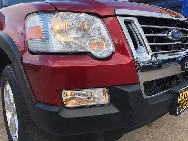 2007 Ford Explorer Sport Trac XLT - - by dealer for sale in Des Moines, IA – photo 8