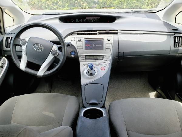 2015 Toyota Prius Hybrid EXCELLENT for sale in San Clemente, CA – photo 3