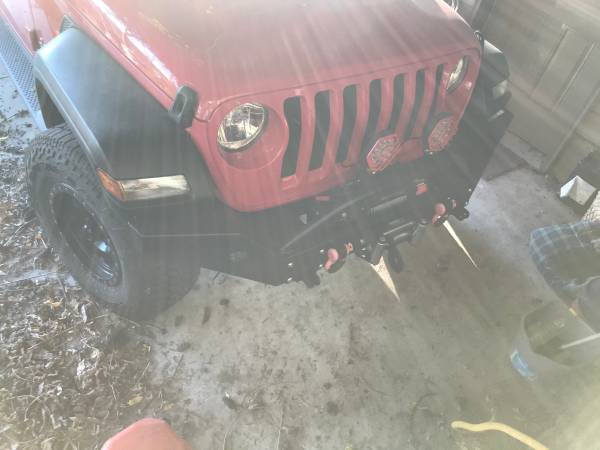 2018 Jeep Wrangler JL Unlimited Sport-S LOW MILES 8300mi ONE OWNER -... for sale in Kelso, OR – photo 7