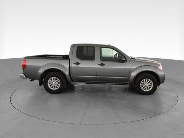 2017 Nissan Frontier Crew Cab SV Pickup 4D 5 ft pickup Gray -... for sale in Providence, RI – photo 13