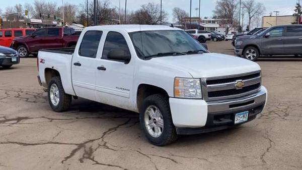 2011 Chevrolet Chevy Silverado 1500 LT - - by dealer for sale in Brooklyn Park, MN – photo 3