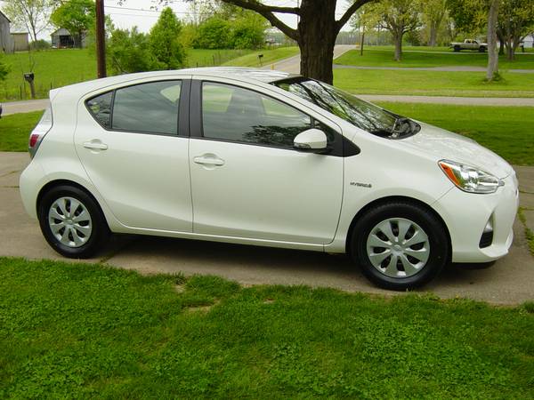 2013 TOYOTA PRIUS C ONE - - by dealer - vehicle for sale in Middletown, OH – photo 4