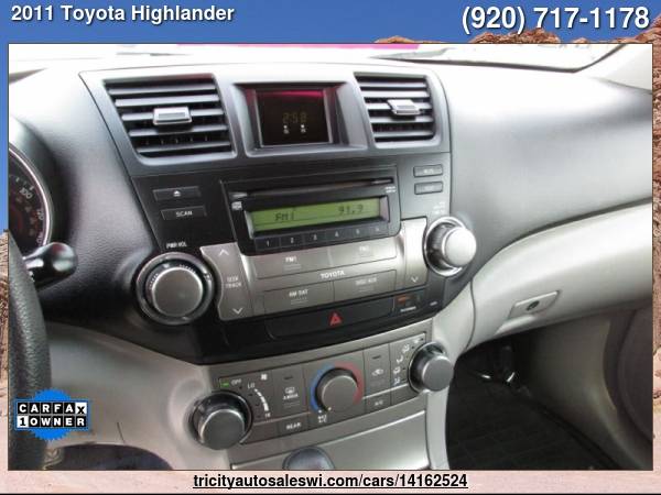 2011 TOYOTA HIGHLANDER BASE AWD 4DR SUV Family owned since 1971 for sale in MENASHA, WI – photo 14
