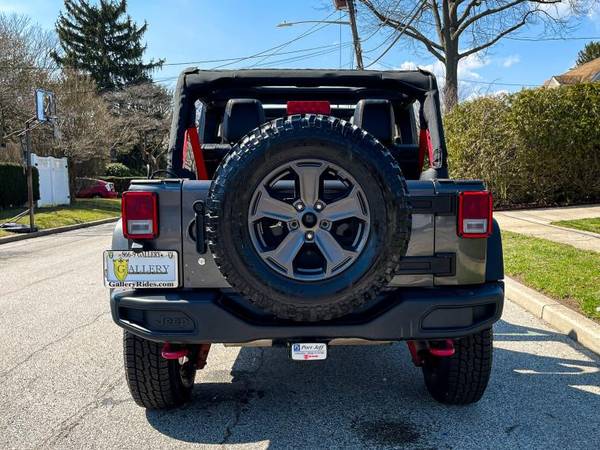 2018 Jeep Wrangler JK Unlimited Rubicon 4x4 SUV - - by for sale in Westbury , NY – photo 13