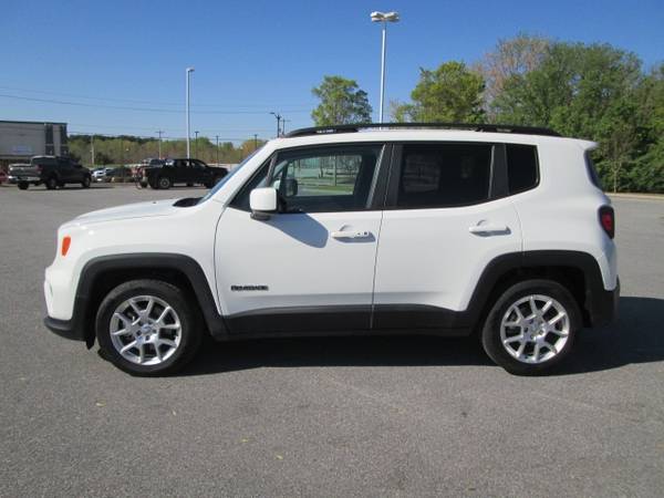 2020 Jeep Renegade Latitude suv Alpine White Clearcoat - cars & for sale in Bentonville, AR – photo 2