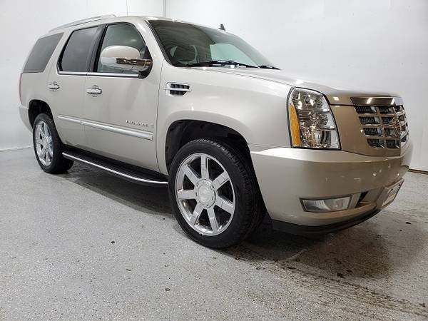 2007 Cadillac Escalade AWD 4dr - - by dealer - vehicle for sale in Wadena, MN – photo 3