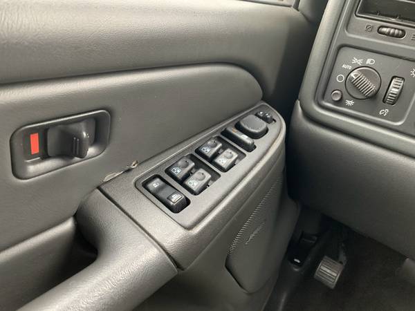 2005 Chevrolet Silverado 1500 4X4 Crew Cab - - by for sale in Greenwood, IN – photo 23