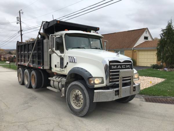 2007 MACK DUMP CTP713 - cars & trucks - by owner - vehicle... for sale in New Alexandria, PA – photo 2