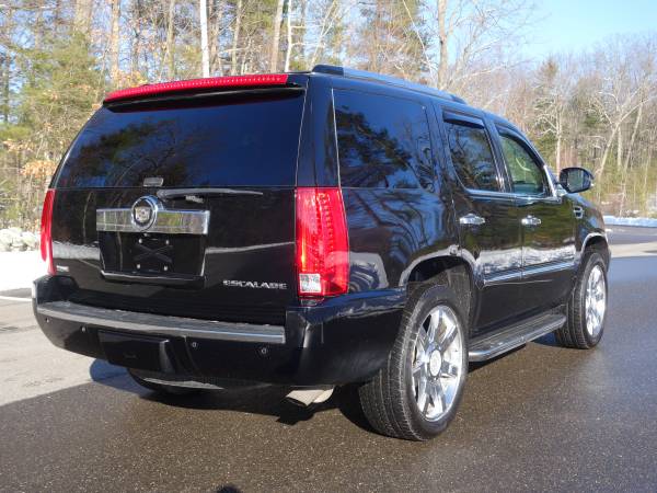 2009 Cadillac Escalade AWD - - by dealer - vehicle for sale in Derry, VT – photo 5