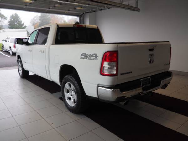 2020 RAM 1500 Big Horn/Lone Star **Ask About Easy Financing and... for sale in Milwaukie, OR – photo 4