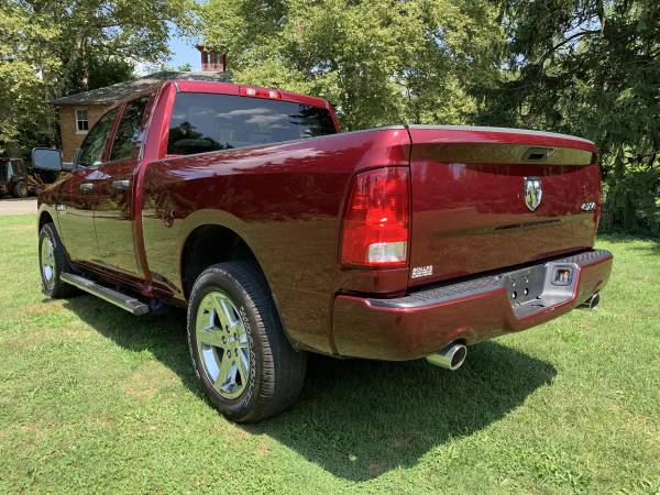 2017 RAM 1500 5.7 V8 4X4 ONLY 6k MILES for sale in Northampton, PA – photo 4
