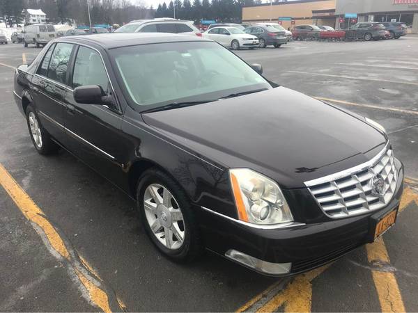 2008 Cadillac DTS for sale in Clinton , NY – photo 3