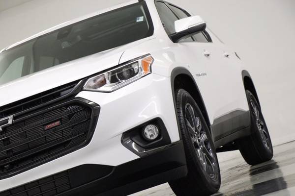 WAY OFF MSRP! ALL NEW 2021 White Chevy Traverse RS AWD White SUV -... for sale in Clinton, MO – photo 19