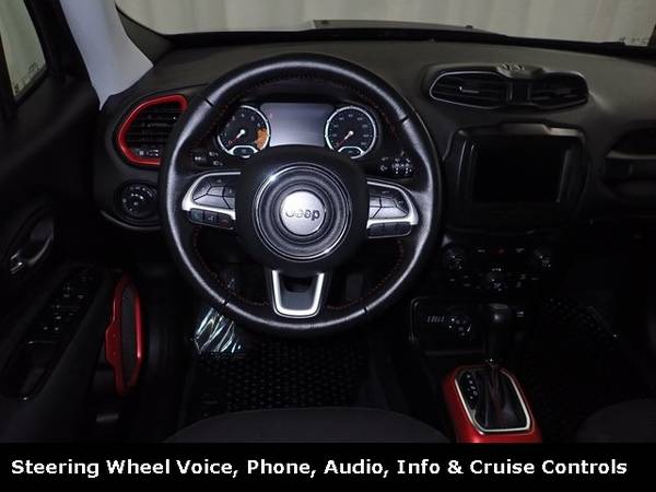 2018 Jeep Renegade Trailhawk for sale in Perham, ND – photo 4