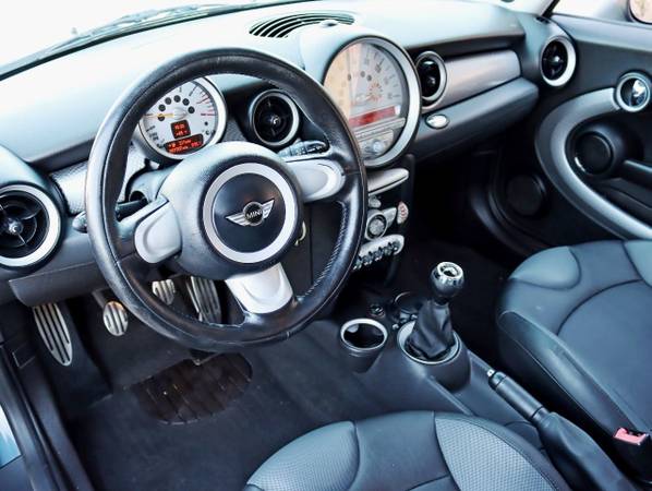 2009 MINI COOPER-S 6-SPEED 1-OWNER SERVICED 97k-MILES LOW-MILES! for sale in Elgin, IL – photo 18