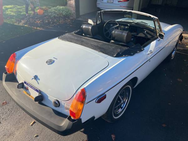 1977 MGB Roadster with a/c - cars & trucks - by owner - vehicle... for sale in Bethel Park, PA – photo 2