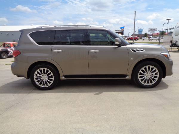 2017 Infiniti QX80 PRICE REDUCED!!! - cars & trucks - by dealer -... for sale in fort dodge, IA – photo 5