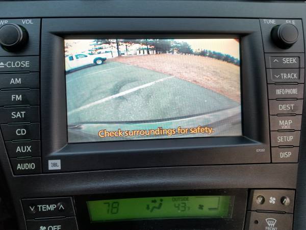 2010 Toyota Prius IV (Navi, Camera, Leather) 114k miles/We Finance!... for sale in Fredericksburg, VA – photo 6