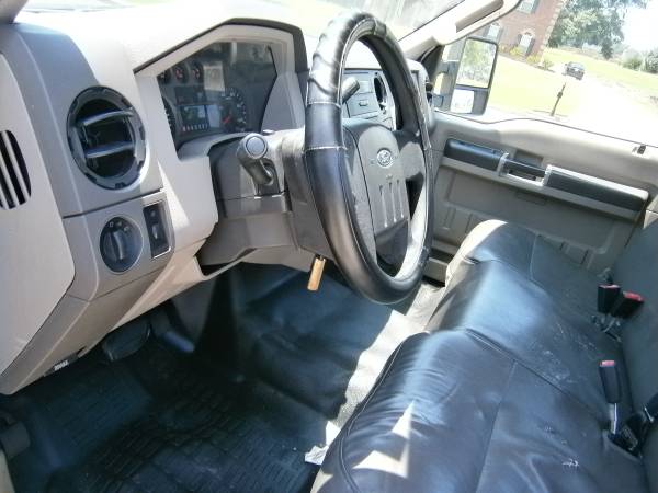 2010 ford f250 2wd reg cab superduty 5.4 v8 1 owner company truck... for sale in Riverdale, GA – photo 12