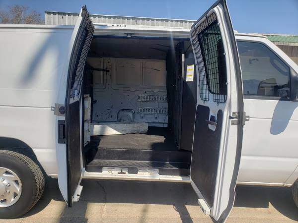 2009 FORD ECONOLINE - - by dealer - vehicle automotive for sale in Lawton, IA – photo 16