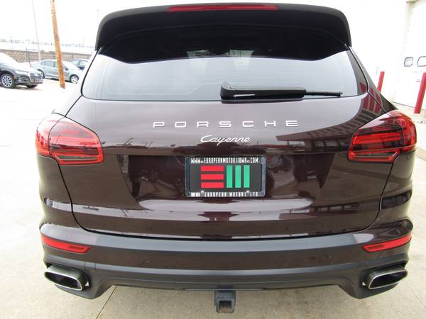 2016 Porsche Cayenne AWD Diesel 1-Owner 7716lb Tow Rating Navigation for sale in Cedar Rapids, IA 52402, IA – photo 9