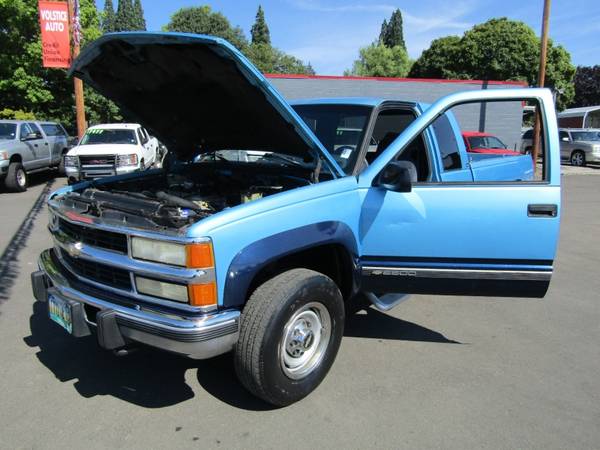 1995 Chevrolet C/K 2500 HD Ext Cab 4X4 *BLUE* DIESEL 6.5 TURBO WOW... for sale in Milwaukie, OR – photo 19