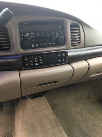 2003 Buick LeSabre 4dr Sdn Limited - - by dealer for sale in Rossville, KS – photo 10