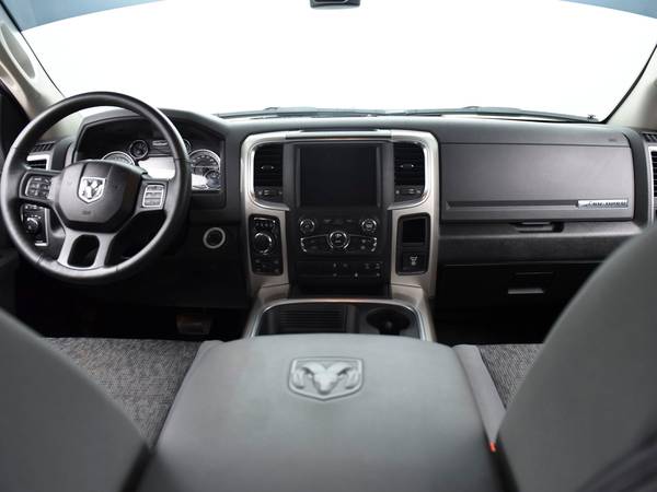 2019 Ram 1500 Classic Crew Cab Big Horn Pickup 4D 5 1/2 ft pickup -... for sale in Park Ridge, IL – photo 23