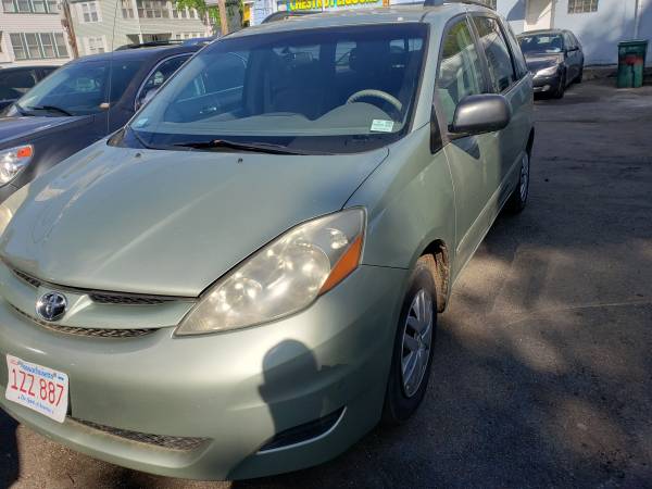 2006 Toyota Sienna - - by dealer - vehicle automotive for sale in Lynn, MA – photo 4