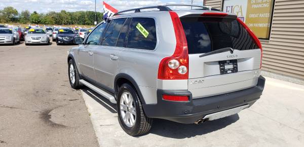 2005 Volvo XC90 4dr 4.4L AWD w/3rd Row for sale in Chesaning, MI – photo 2