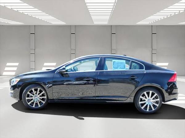 2017 Volvo S60 Inscription - - by dealer - vehicle for sale in Culver City, CA – photo 24